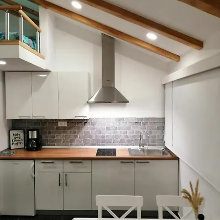 Apartman Elana *