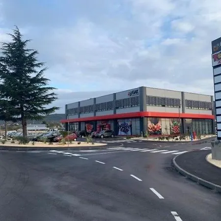 Elana Apartament Szybenik